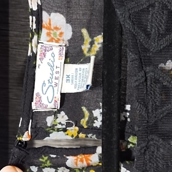 Studio West Top Blouse Floral Puff Sleeves Decorative Neck Print Size 3X… - Picture 3 of 8